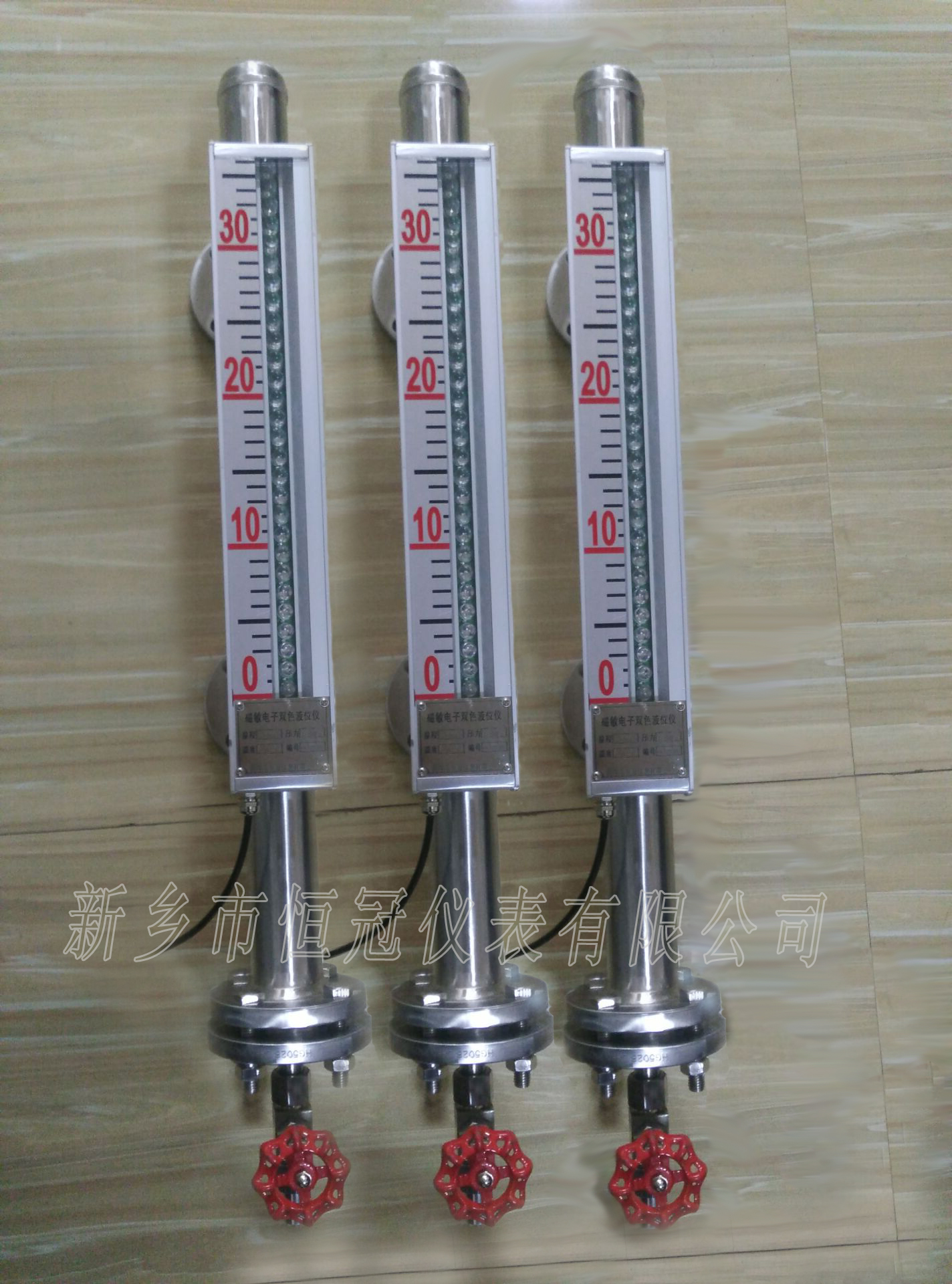 福建省訂制的磁敏電子雙色液位計已發(fā)貨，吳經(jīng)理您保持手機暢通，以方便接收
